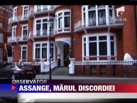 Inconjurat de politie: Julian Assange risca sa ramana prizonier in ambasada Ecuadorului din Londra