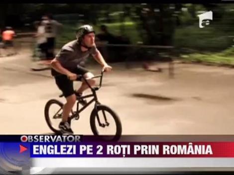 O echipa de biciclisti din Marea Britanie sunt fani declarati ai Romaniei