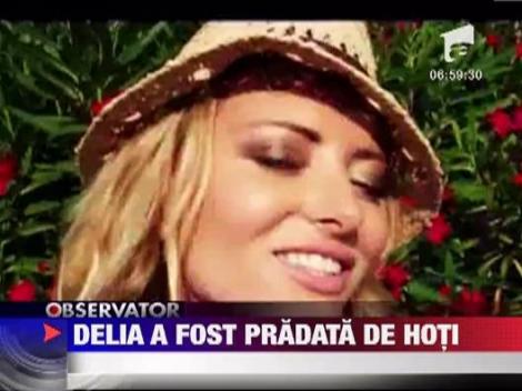 Delia Matache, victima unui jaf. Jurata X Factor a ramas fara telefonul mobil!