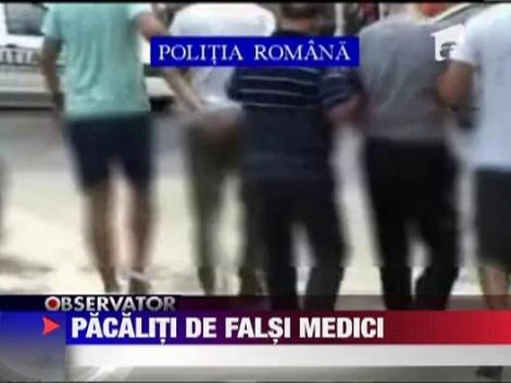 Doi medici falsi au pacalit zeci de bolnavi care veneau in Capitala sa se vindece