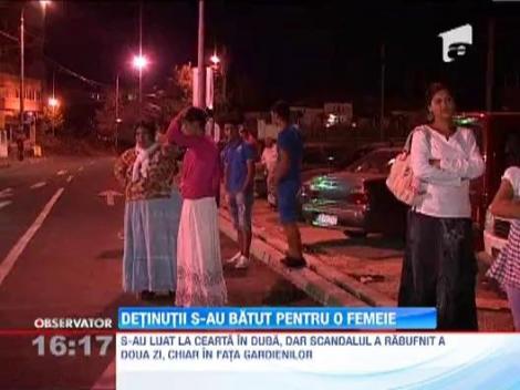 Detinutii care s-au taiat in Penitenciarul Colibasi s-au batut din cauza unei femei pe care nu o cunosteau!