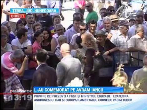 Tebea: Mii de oameni au comemorat 140 de ani de la moartea lui Avram Iancu