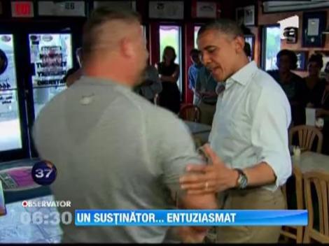 Barack Obama, luat pe sus de catre proprietarul unei pizzerii