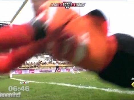 Autogol uluitor al unui portar din Brazilia! I-a scapat mingea in poarta cand s-a ridicat de la pamant