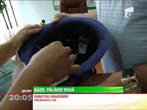 Dumitru Dragomir, omul cu cea mai mare colectie de palarii din Romania