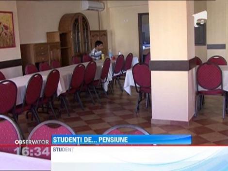 Studentii prefera chiria la pensiune. Acolo au baie proprie si nu trebuie sa aiba grija curateniei