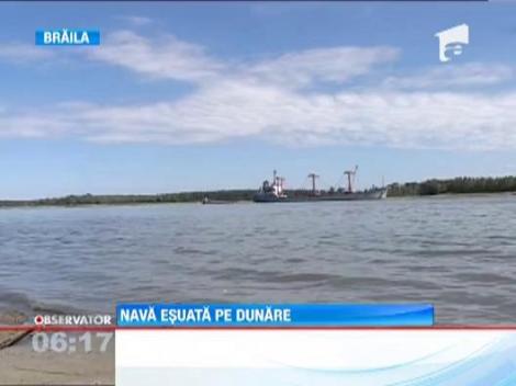 O nava comerciala din Africa a esuat pe Dunare, langa Braila