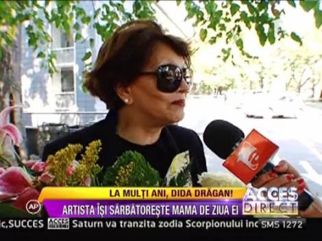 La multi ani, Dida Dragan! Artista isi sarbatoreste mama de ziua ei!