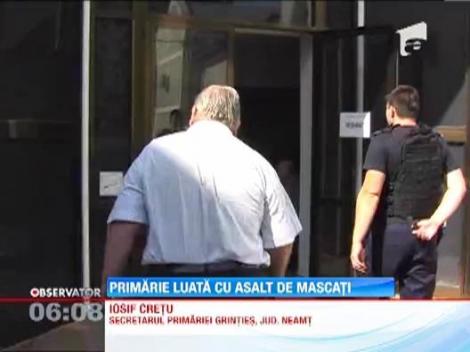 Un primar si trei politisti, ridicati de DIICOT pentru taiere ilegala de lemn