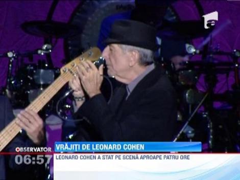 Leonard Cohen a concertat in fata a zeci de mii de spectatori, in Piata Constitutiei