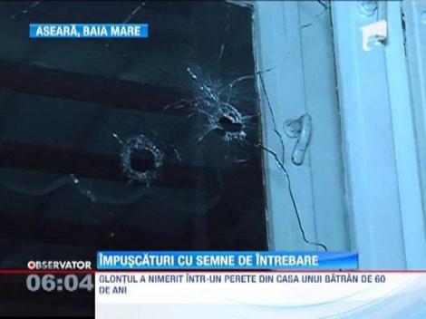 Unui baimarean i-a trecut un glont pe la ureche in timp ce se uita la televizor