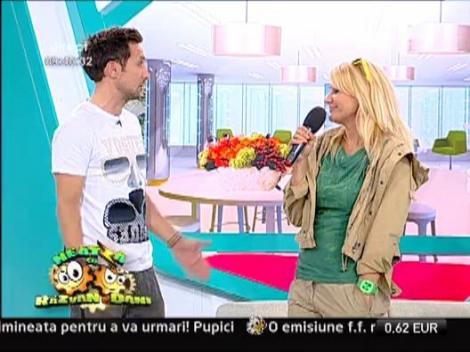 Nicola, melodie pentru prietenii de pe Facebook