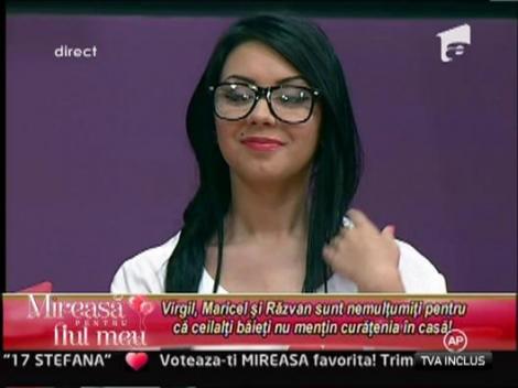 Baietii s-au impartit in doua tabere!