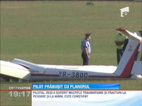 Un pilot s-a prabusit cu planorul in Iasi