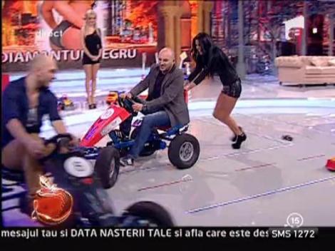 Capatos a calcat-o cu masina pe Crudutza!