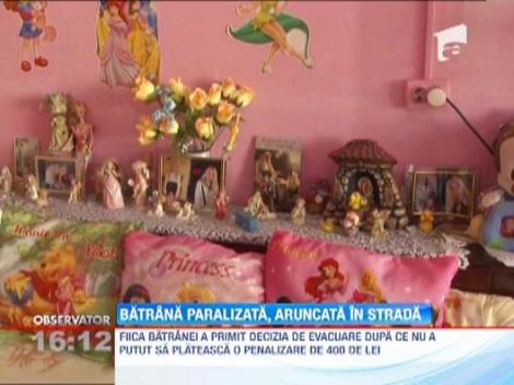 Octogenara din Ploiesti, aruncata in strada. Femeia nu a putut plati o penalizare de 400 de lei la intretinere