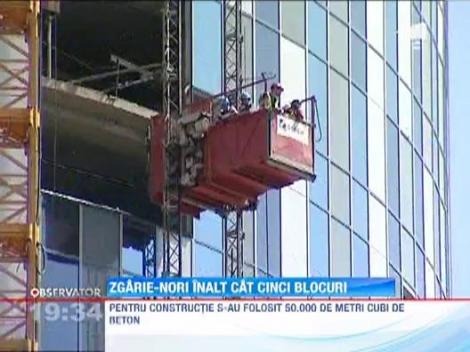 VIDEO. Primul zgarie-nor din Romania este aproape gata. Cladirea are o inaltime de 137 de metri