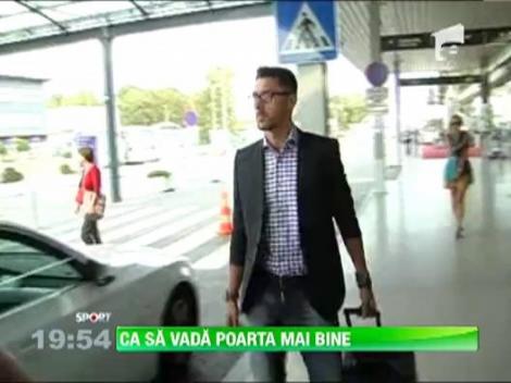 Mutu si-a pus ochelari