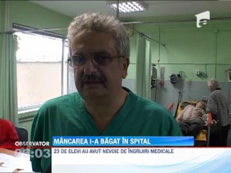 23 de copii de la o scoala speciala, internati in spital din cauza mancarii de la cantina