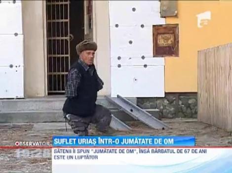 Impresionant! Nu are maini si nici picioare, dar munceste din greu ca sa-si asigure traiul