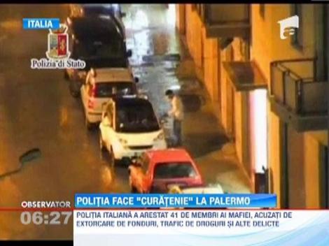 Politia italiana a arestat peste 40 de mafioti, intr-un cartier din Palermo