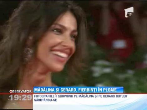 Paparazzi i-au prins! Gerard Butler si Madalina Ghenea s-au sarutat in public!