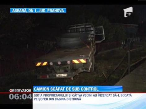 Un camion a facut ravagii pe DN1, dupa ce soferului i s-a facut rau la volan