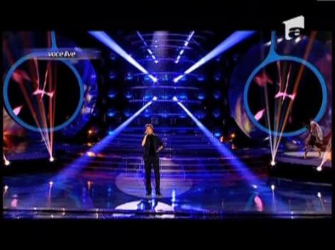 Ce au in comun Lora si Nino D'Angelo? Talentul! Vezi aici VIDEO FUNNY!