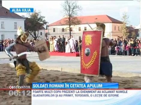 Lupte cu gladiatori in Piata Cetatii din Alba Iulia
