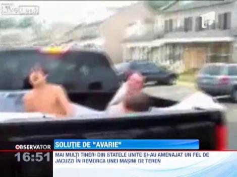 Jacuzzi, in remorca unei masini de teren