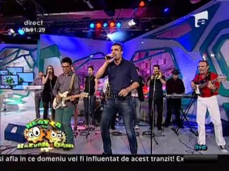 LIVE! Aurelian Temisan & The Funk Society - Bad Girls