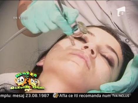 Vezi aici cum se rasfata femeile la un beauty center!