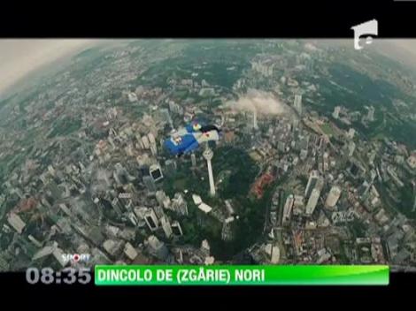 Trei piloti de vanatoare si-au testat curajul in Malaezia