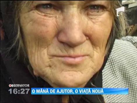 Batrana din Bistrita, care traia intr-un cotet de porci, va avea o locuinta noua