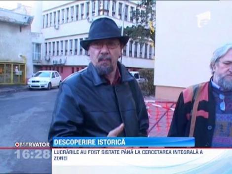 Cativa muncitori au gasit, in timp ce sapau, oseminte din perioada medievala