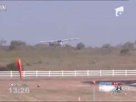 Masina distrusa de un avion