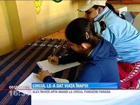 Circul le-a dat viata inapoi. Zeci de tineri traiesc in strada, dar ii fac pe altii sa zambeasca