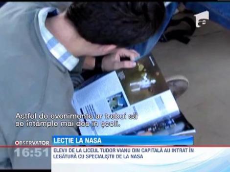 Elevii de la Liceul Tudor Vianu au luat lectii de fizica direct de la savantii de la NASA