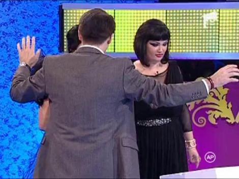 Randul 7: Ozana Barabancea si Adriana Bahmuteanu vs. blonde