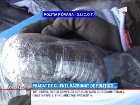 Traficant de cannabis pradat de clienti, razbunat de politisti
