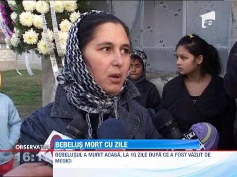 Bebelus mort din cauza doctorilor