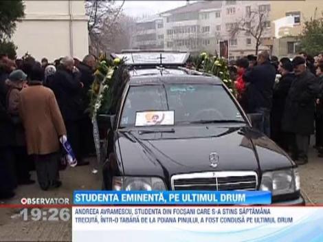 Studenta eminenta din Focsani, condusa pe ultimul drum