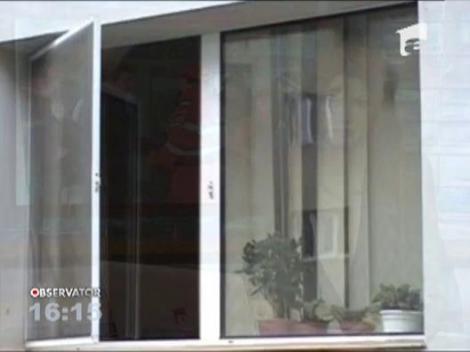 Drobeta Turnu Severin: Un copil in varsta de 3 ani a murit spanzurat in timp ce se juca