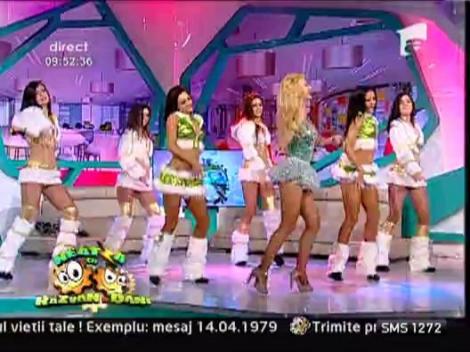 Inapoi in era Andre! "Mosule ce tanar esti", in varianta moderna