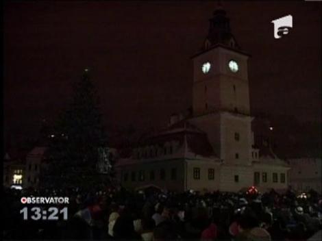 Brasovul si Iasiul si-au aprins luminitele de Craciun