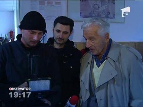 Din lumina reflectoarelor, la urne. Vedetele au iesit astazi la vot