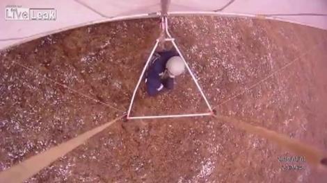 VIDEO! A vrut sa prinda aripi si a luat o cazatura de tot rasul