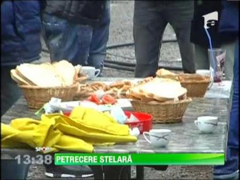 Stelistii au taiat porcul la Snagov