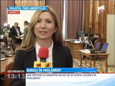 Noii deputati si senatori vin astazi sa-si ocupe locurile in Parlament