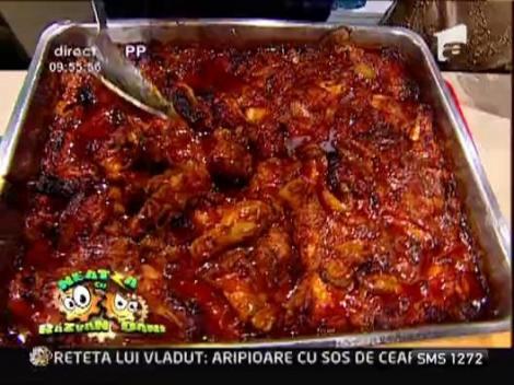 Aripioare cu sos de ceapa